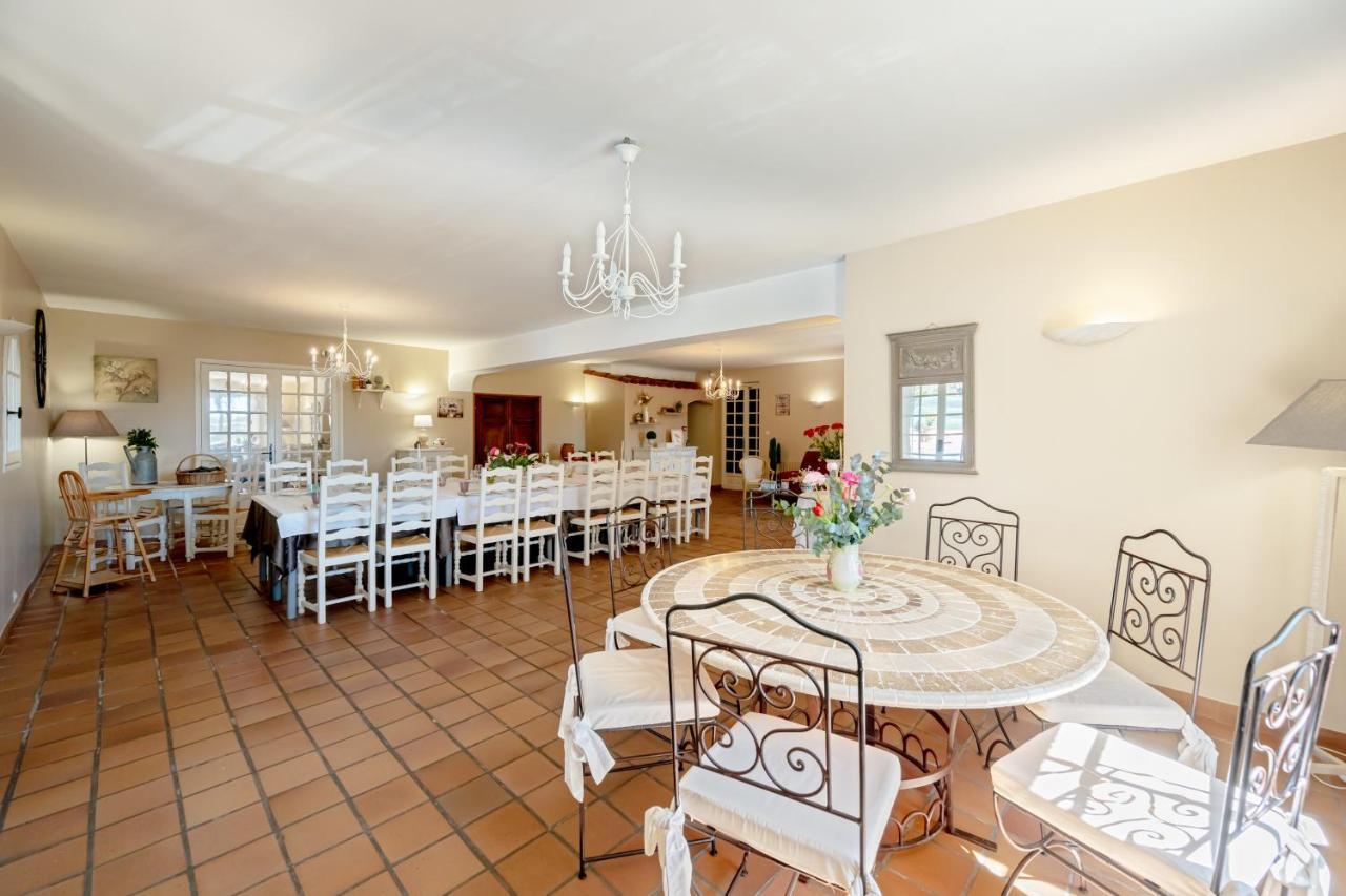 La Maison Du Rouge Gorge - Charmante Maison Climatisee Avec Piscine Pontevès Zewnętrze zdjęcie