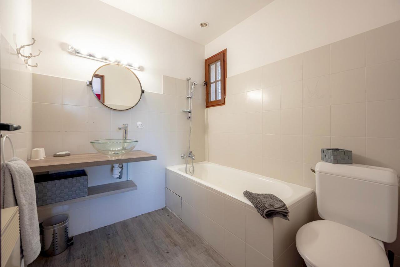 La Maison Du Rouge Gorge - Charmante Maison Climatisee Avec Piscine Pontevès Zewnętrze zdjęcie